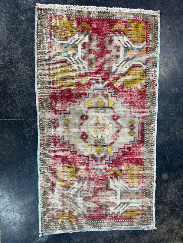 Turkish Yastik Rug 1'9" x 3'3" #24116