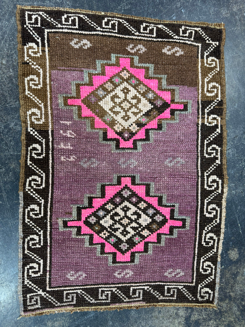 Turkish Yastik Rug 1'10" x 2'6" #24095