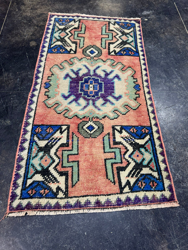 Turkish Yastik Rug 1'7" x 3' #24093
