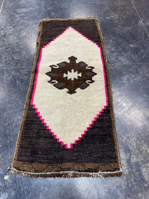 Turkish Yastik Rug 1'3" x 2'11" #24096