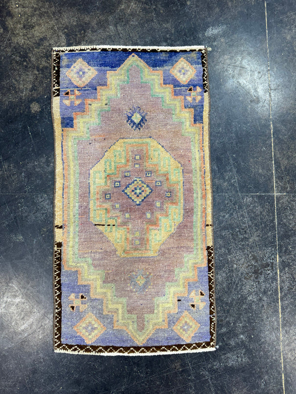 Turkish Yastik Rug 1'8" x 3'2" #23900
