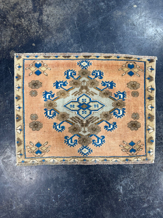 Turkish Yastik Rug 2'1" x 1'7" #23905