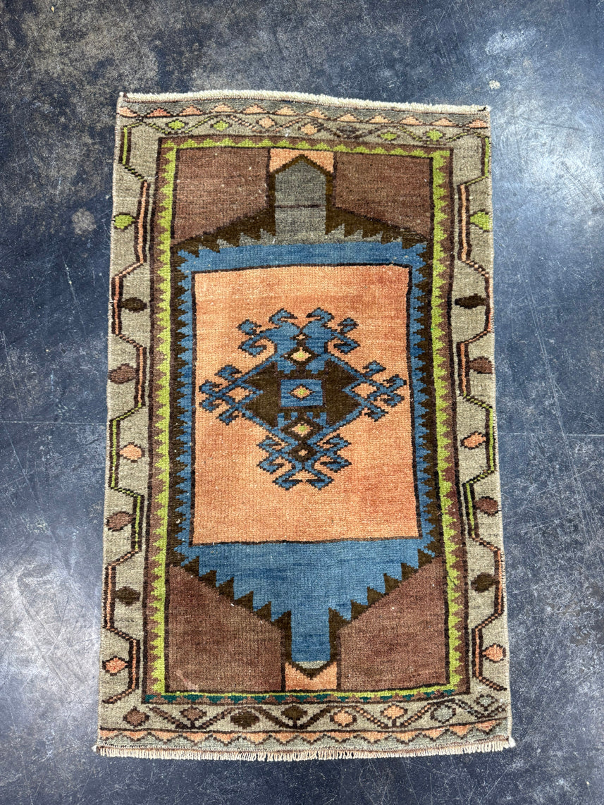 Turkish Yastik Rug 1'8" x 2'9" #23904