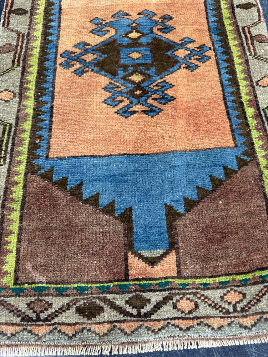 Turkish Yastik Rug 1'8" x 2'9" #23904