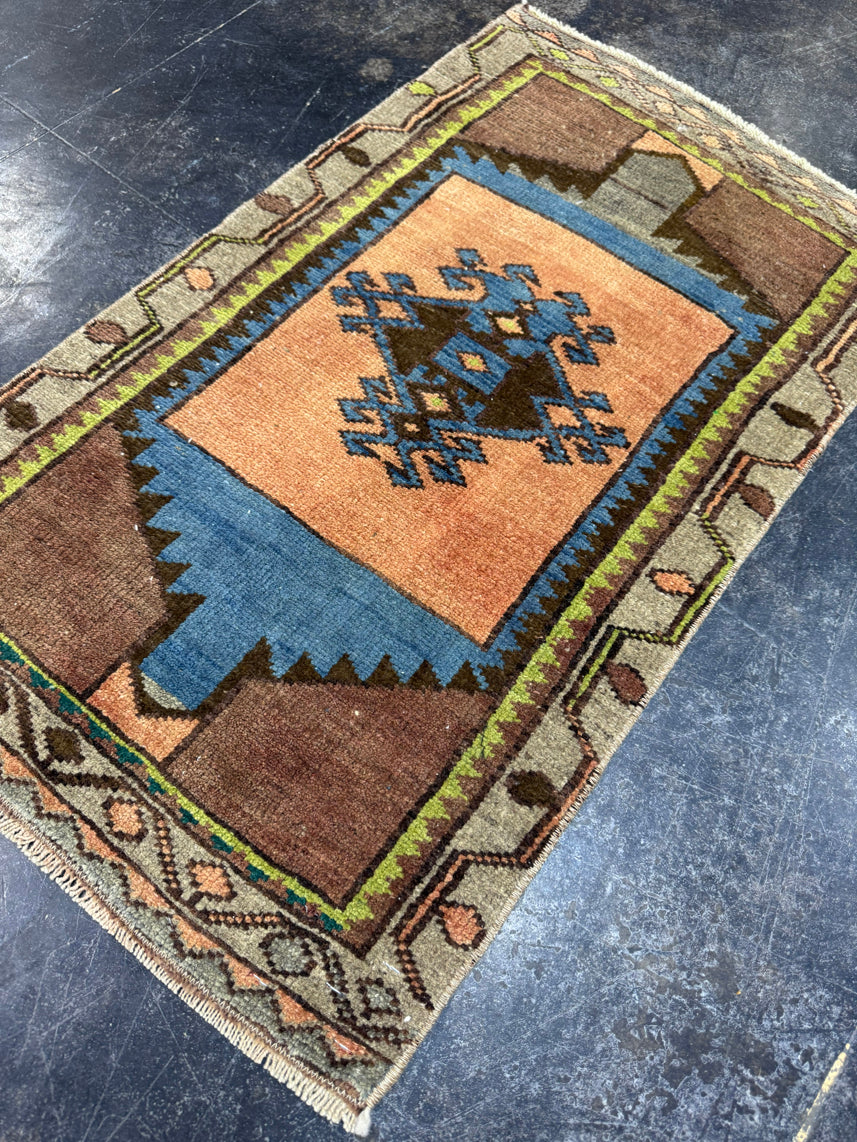Turkish Yastik Rug 1'8" x 2'9" #23904