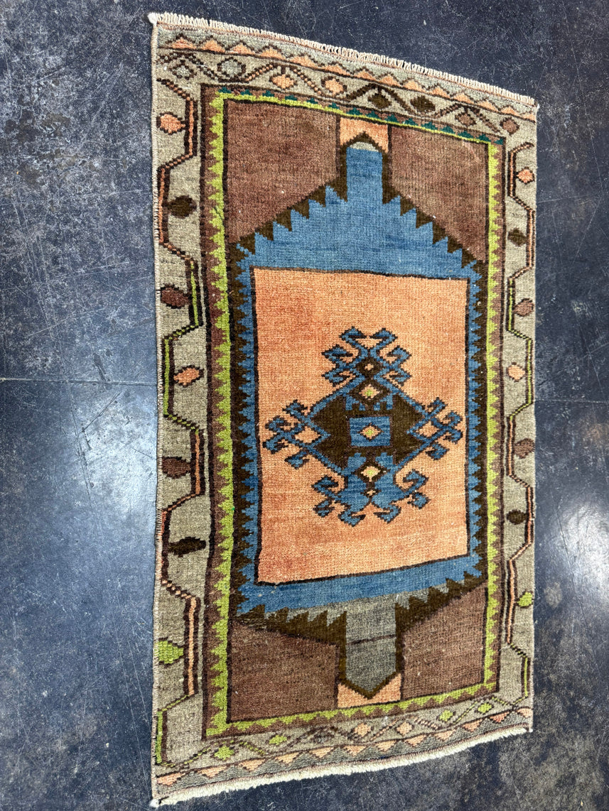 Turkish Yastik Rug 1'8" x 2'9" #23904