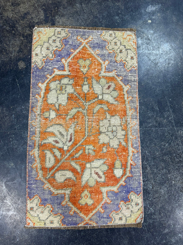 Turkish Yastik Rug 1'6" x 2'8" #24144