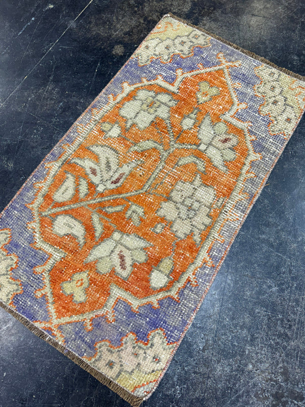 Turkish Yastik Rug 1'6" x 2'8" #24144