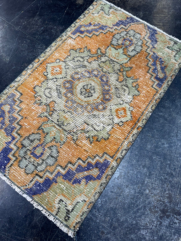 Turkish Yastik Rug 1'6" x 2'7" #24147