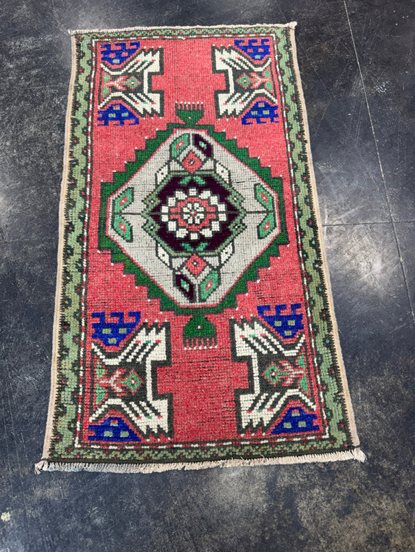 Turkish Yastik Rug 1'9" x 3'1" #24143