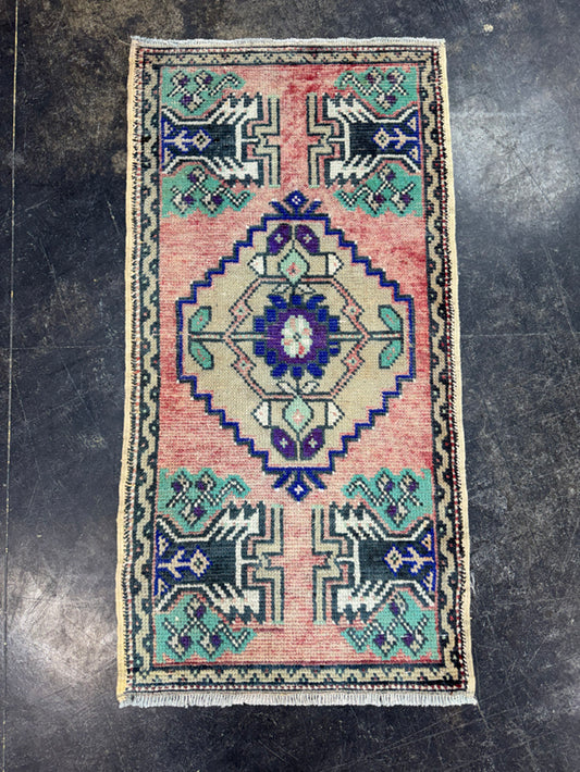 Turkish Yastik Rug 1'7" x 3'1" #24141