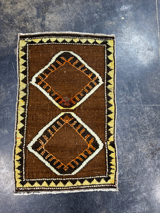Turkish Yastik Rug 1'8" x 2'8" #24142