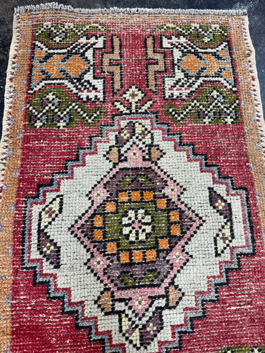 Turkish Yastik Rug 1'10" x 3'4" #24137