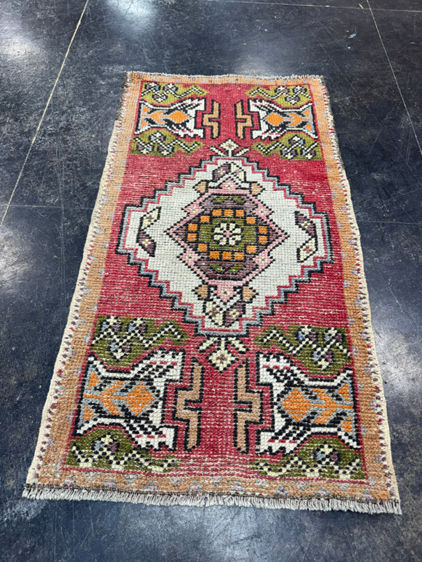 Turkish Yastik Rug 1'10" x 3'4" #24137