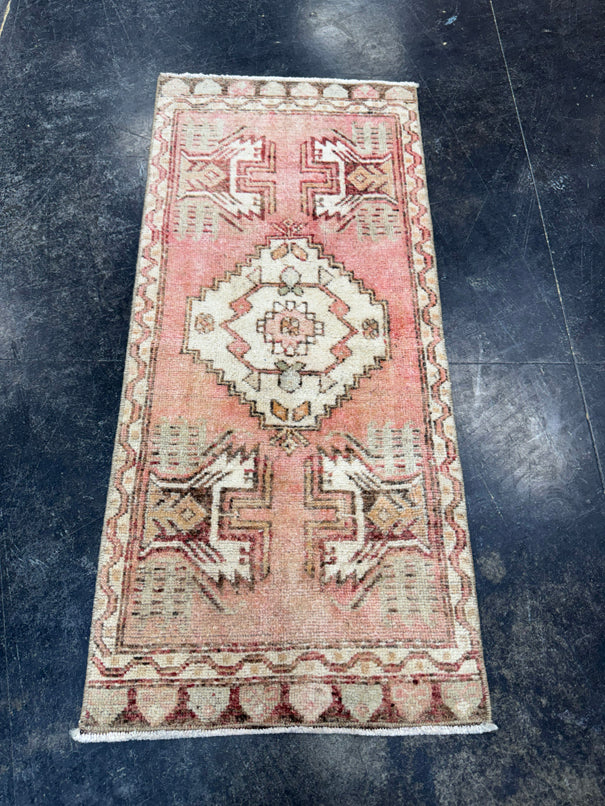 Turkish Yastik Rug 1'6" x 3'4" #24139