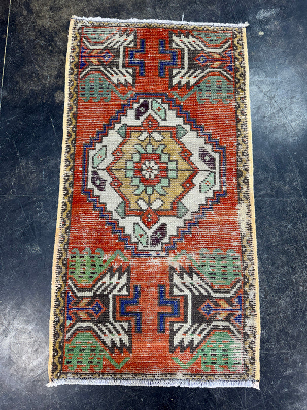 Turkish Yastik Rug 1'8" x 3'1" #23894