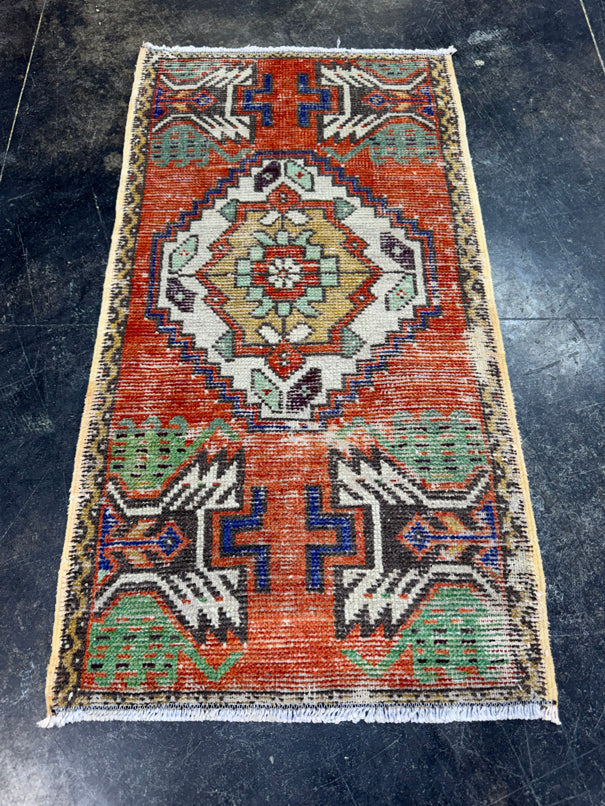 Turkish Yastik Rug 1'8" x 3'1" #23894