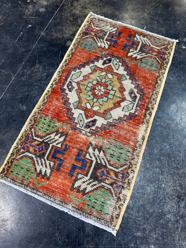 Turkish Yastik Rug 1'8" x 3'1" #23894