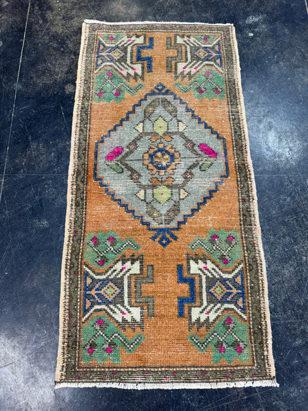 Turkish Yastik Rug 1'8" x 3'4" #23895