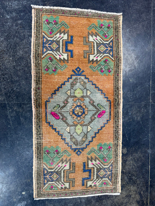 Turkish Yastik Rug 1'8" x 3'4" #23895