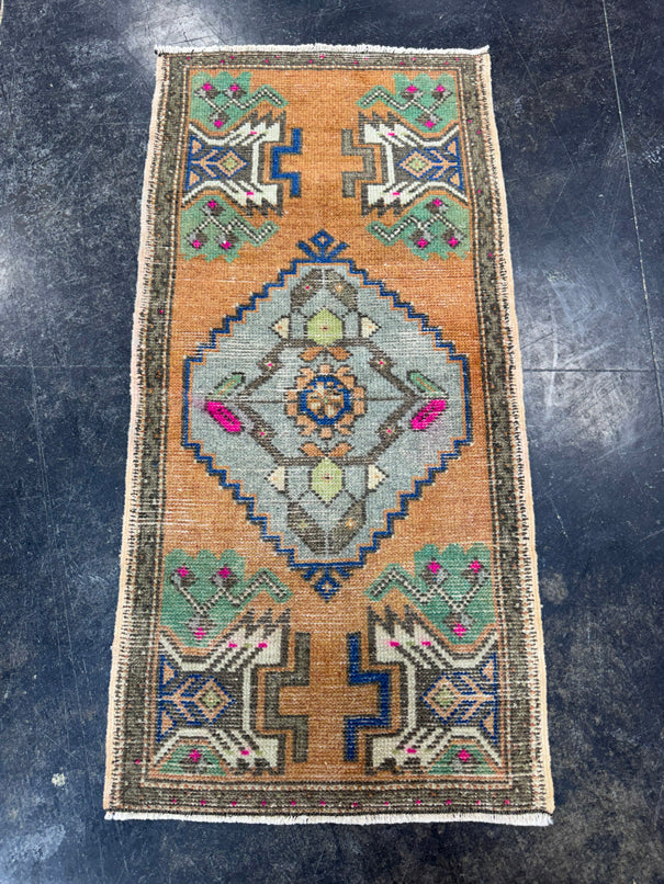 Turkish Yastik Rug 1'8" x 3'4" #23895