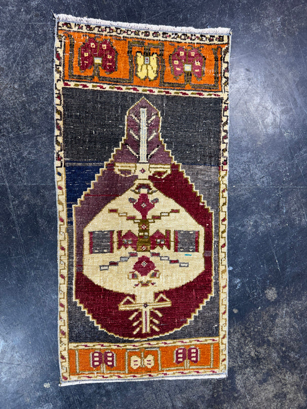 Turkish Yastik Rug 1'4" x 2'10" #23896