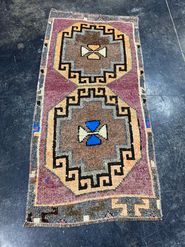 Turkish Yastik Rug 1'6" x 3' #23884