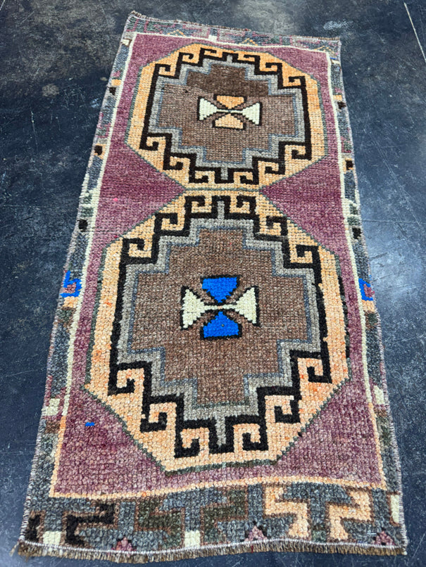 Turkish Yastik Rug 1'6" x 3' #23884