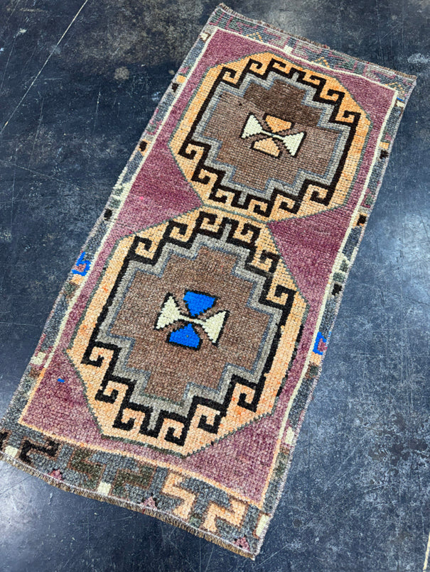 Turkish Yastik Rug 1'6" x 3' #23884