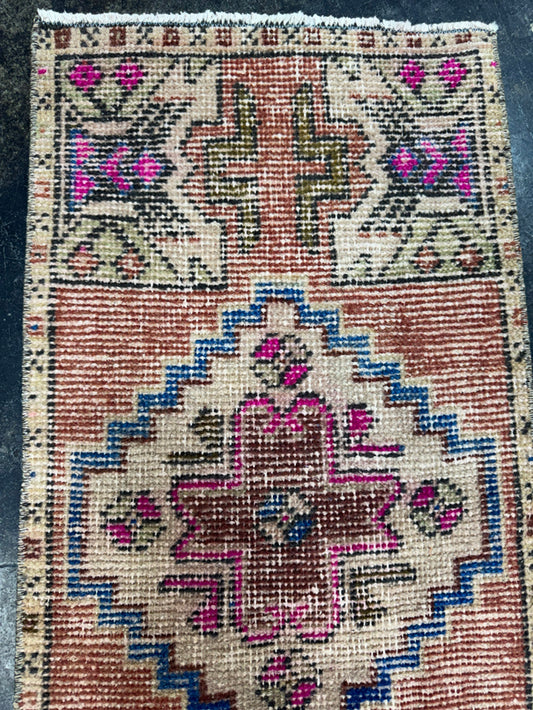 Turkish Yastik Rug 1'6" x 2'11" #23882