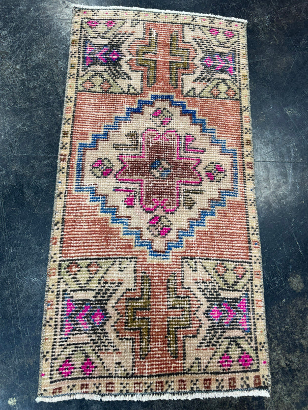 Turkish Yastik Rug 1'6" x 2'11" #23882