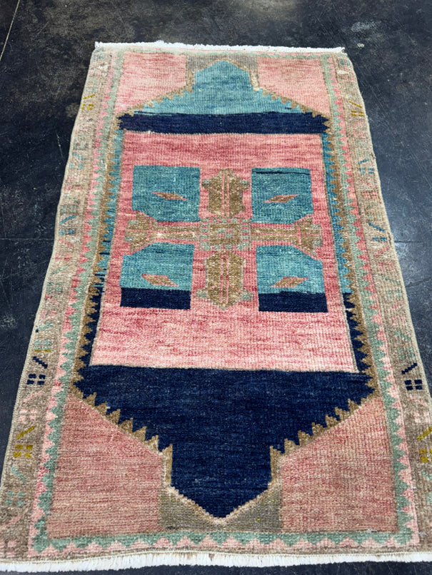 Turkish Yastik Rug 1'9" x 2'10" #23887