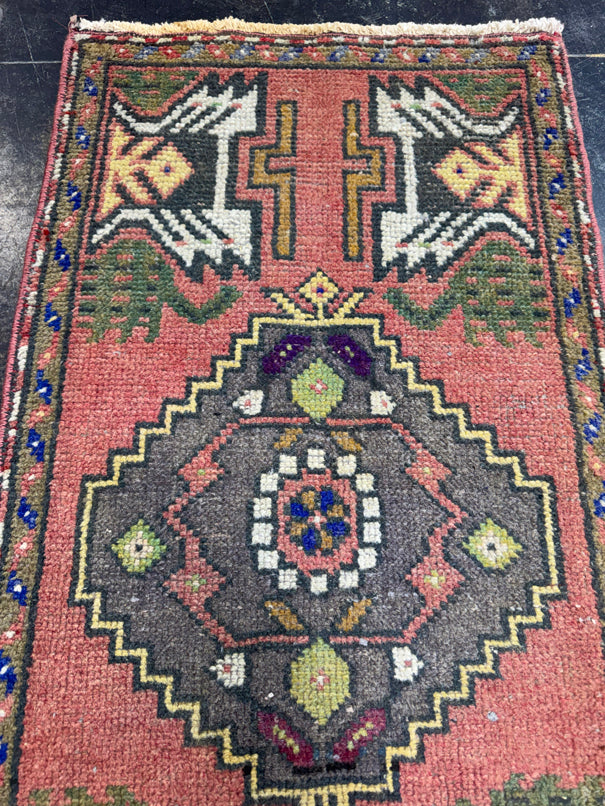Turkish Yastik Rug 1'8" x 3'3" #23888