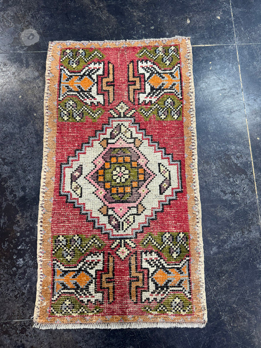 Turkish Yastik Rug 1'9" x 3'3" #23889