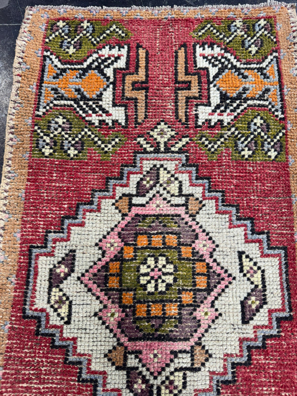 Turkish Yastik Rug 1'9" x 3'3" #23889