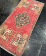 Turkish Yastik Rug 1'7" x 3'5" #23877