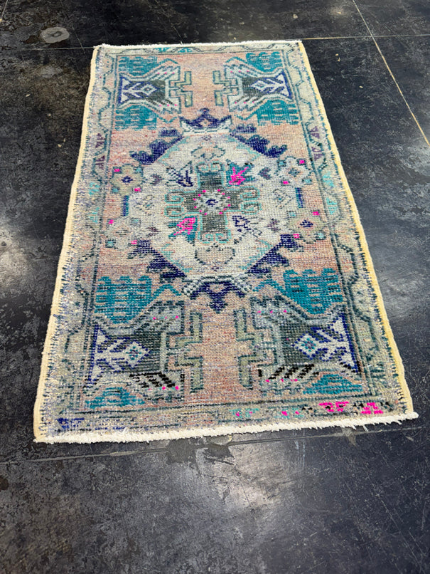 Turkish Yastik Rug 1'8" x 2'11" #23879