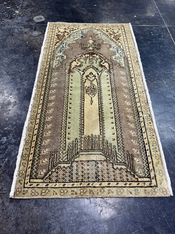Turkish Yastik Rug 1'8" x 3'1" #23880