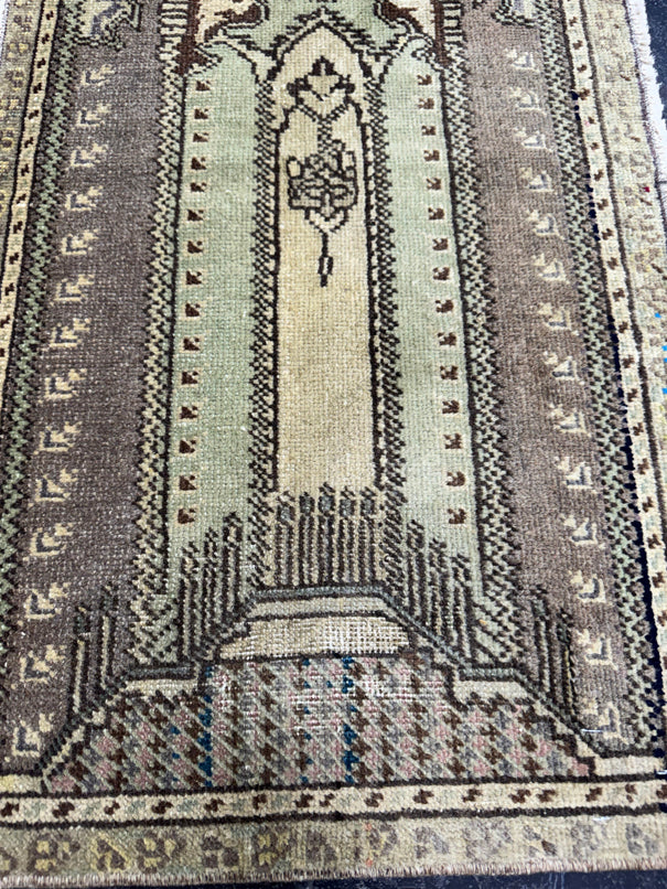 Turkish Yastik Rug 1'8" x 3'1" #23880