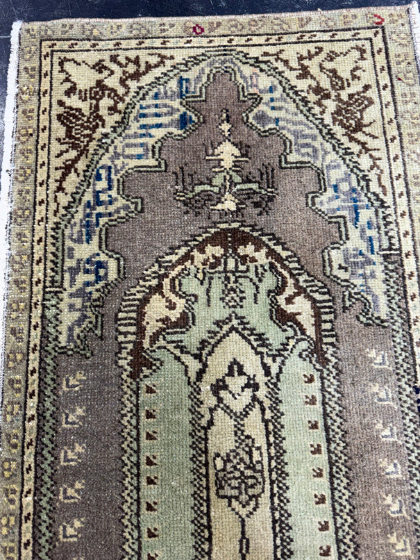 Turkish Yastik Rug 1'8" x 3'1" #23880