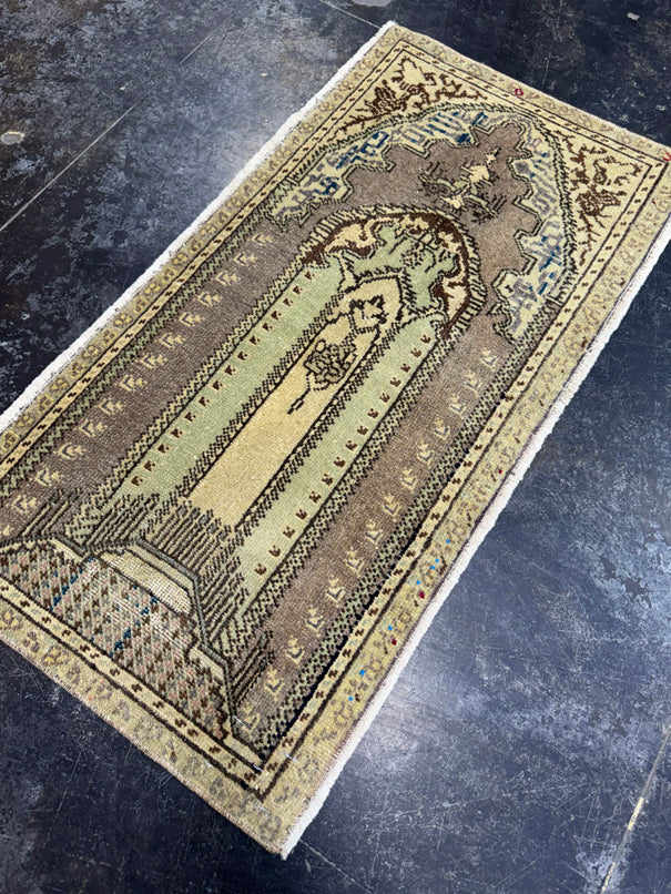 Turkish Yastik Rug 1'8" x 3'1" #23880