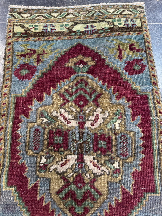 Turkish Yastik Rug 1'8" x 3'4" #23866