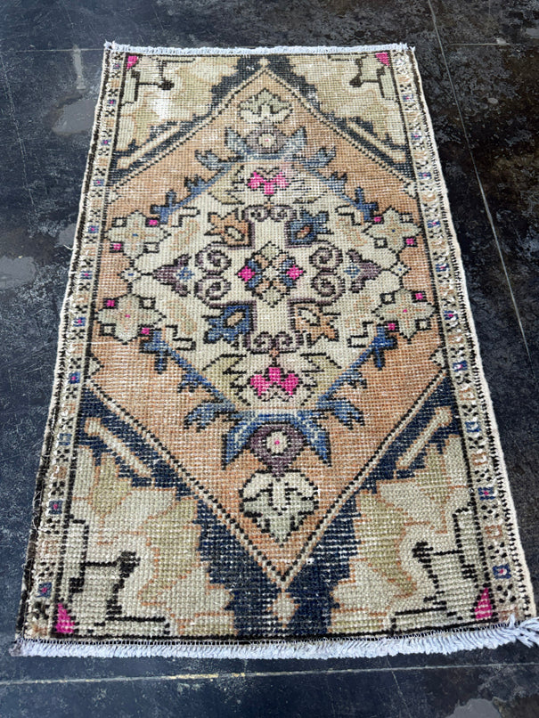 Turkish Yastik Rug 1'8" x 2'11" #23869
