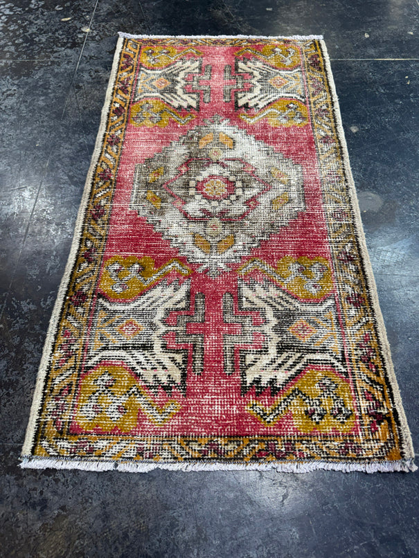 Turkish Yastik Rug 1'9" x 3'5" #23873