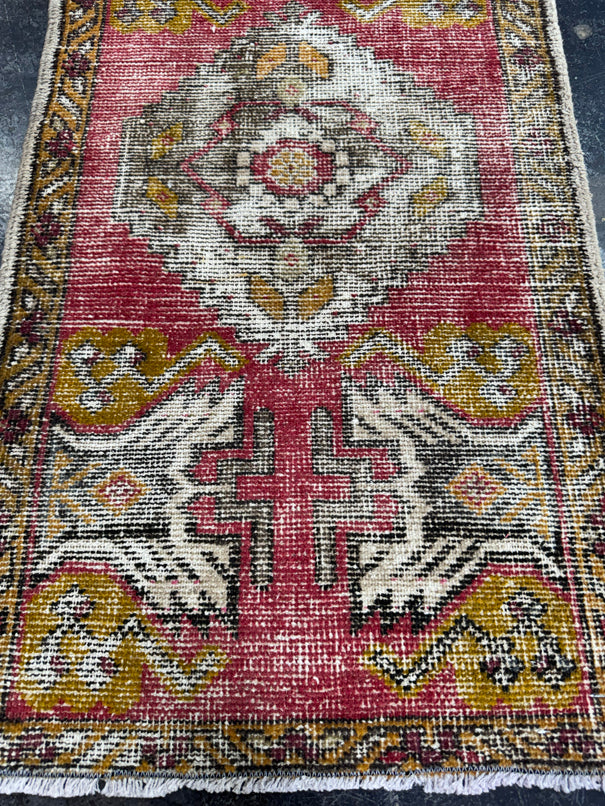 Turkish Yastik Rug 1'9" x 3'5" #23873