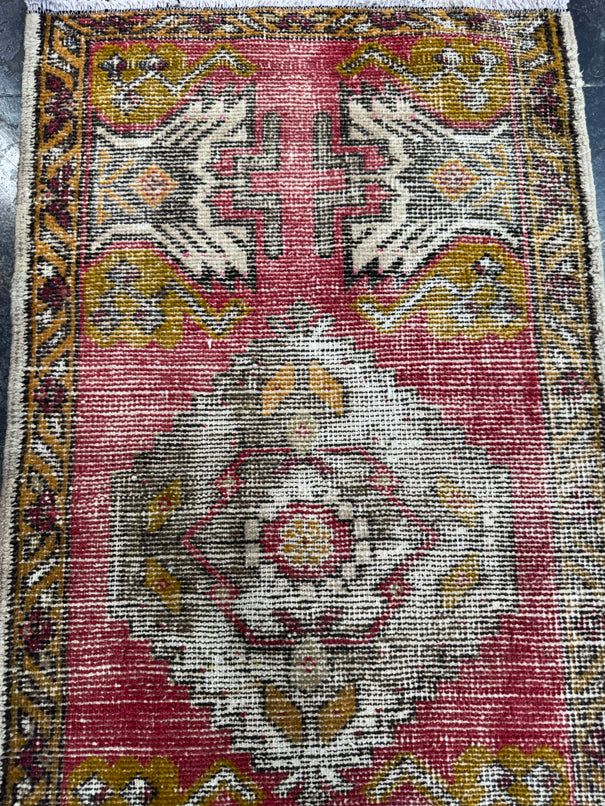Turkish Yastik Rug 1'9" x 3'5" #23873