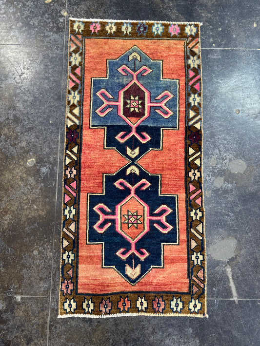 Turkish Yastik Rug 1'8" x 3'6" #23859