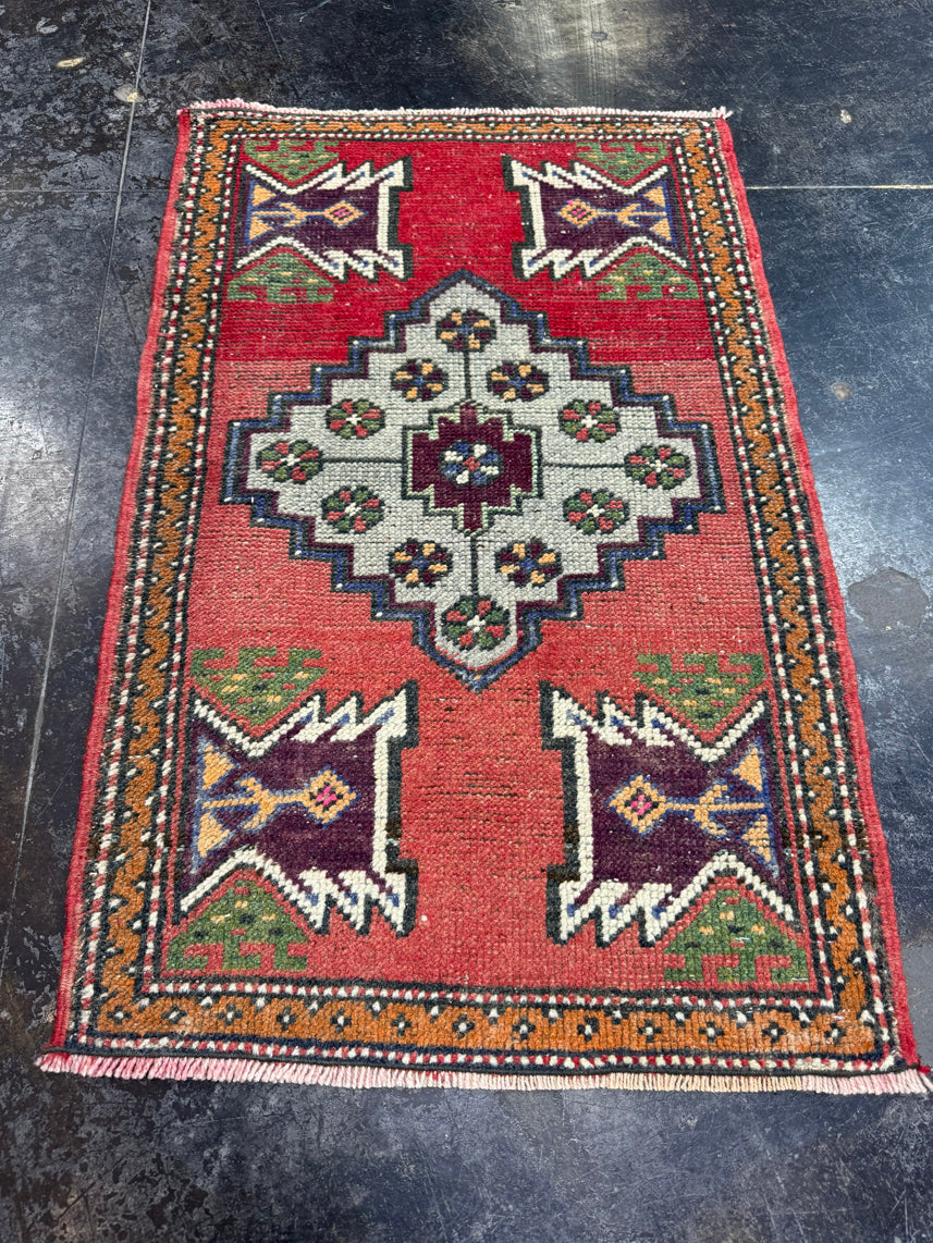 Turkish Yastik Rug 1'10" x 2'11" #23860