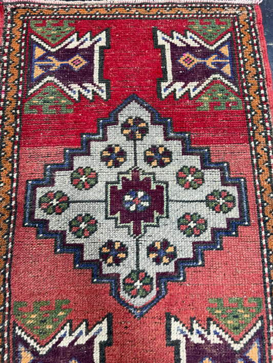 Turkish Yastik Rug 1'10" x 2'11" #23860