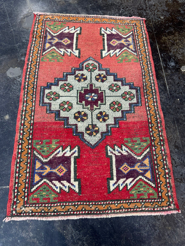 Turkish Yastik Rug 1'10" x 2'11" #23860